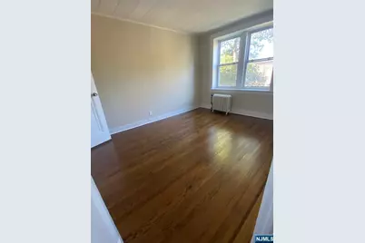 407 Highland Avenue A5 #A5, Palisades Park, NJ 07650 - Photo 4