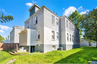 183 Bergen Turnpike, Ridgefield Park, NJ 07660 - Photo 4