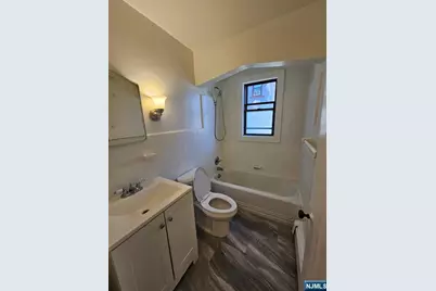 75 E Fort Lee Road 1 #1, Bogota, NJ 07603 - Photo 6