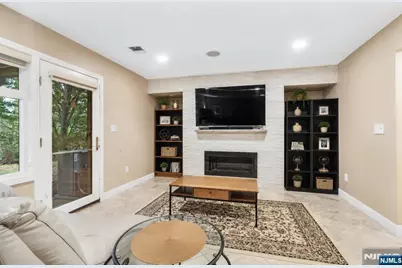 103 Hudson Cove, Edgewater, NJ 07020 - Photo 44