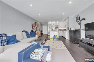 314 The Promenade, Edgewater, NJ 07020 - Photo 8