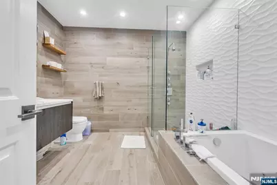 314 The Promenade, Edgewater, NJ 07020 - Photo 24