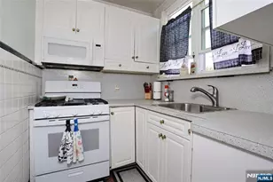 77 Columbus Ave, Garfield, NJ 07026 - Photo 8