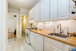 92 Midland A, Montclair, NJ 07042 - Photo 20