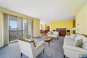 2000 Linwood Ave 11A, Fort Lee, NJ 07024 - Photo 6