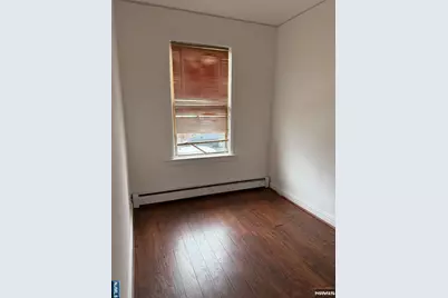 103-105 Devon 1R #1R, Kearny, NJ 07032 - Photo 4