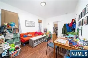 103-105 Devon 1R, Kearny, NJ 07032 - Photo 1