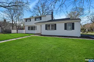 56 Manor, Harrington Park, NJ 07640 - Photo 2