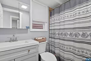 121 Main St, Paterson, NJ 07522 - Photo 14