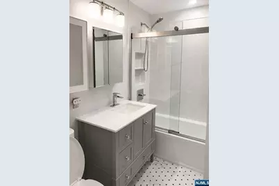9060 Palisade Avenue 404 #404, North Bergen, NJ 07047 - Photo 18