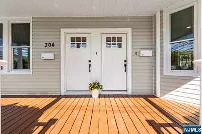 304 Delawanna Avenue 2 #2, Clifton, NJ 07014 - Photo 12