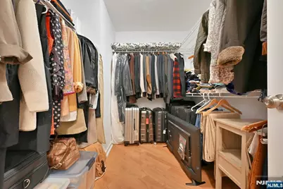 45 Legend Hills Drive, Edgewater, NJ 07020 - Photo 24