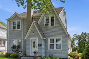 88 Lindbergh Blvd, Teaneck Township, NJ 07666 - Photo 1