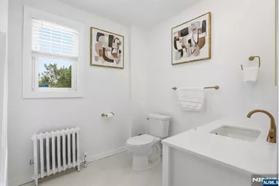 88 Lindbergh Boulevard, Teaneck Township, NJ 07666 - Photo 24