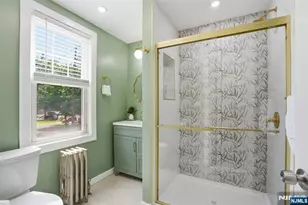 88 Lindbergh Blvd, Teaneck Township, NJ 07666 - Photo 18