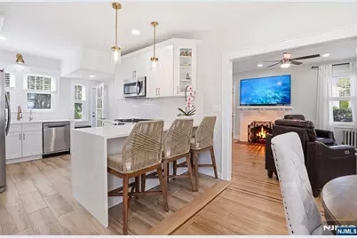 88 Lindbergh Boulevard, Teaneck Township, NJ 07666 - Photo 14