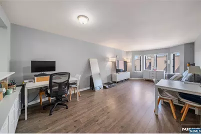 503 Hancock Court M503 #M503, Edgewater, NJ 07020 - Photo 6
