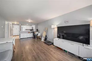 503 Hancock Ct M503, Edgewater, NJ 07020 - Photo 8