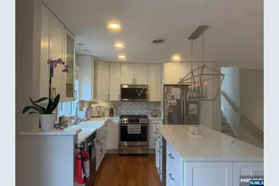 31 Clinton Lane, Wayne, NJ 07470 - Photo 10