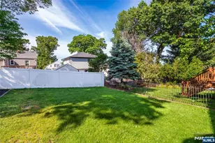 50 Jefferson Ave, Hasbrouck Heights, NJ 07604 - Photo 30
