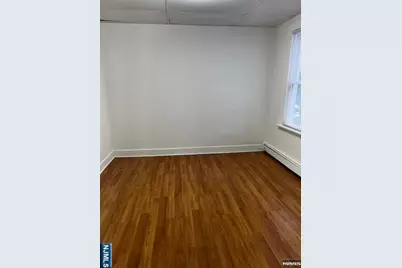 440 Highland Avenue 440 #440, Palisades Park, NJ 07650 - Photo 4