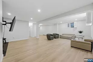 70 McElroy Ave, Fort Lee, NJ 07024 - Photo 40