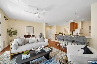 4 Quarry Drive B2 #B2, Woodland Park, NJ 07424 - Photo 2