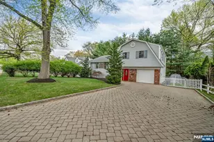 364 Knickerbocker Rd, Cresskill, NJ 07626 - Photo 4