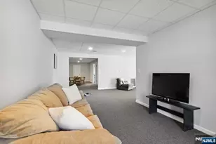 2 McChesney Ct 2, West Orange Township, NJ 07052 - Photo 32