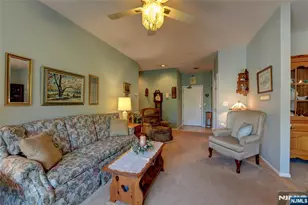 2 Richmond Road 312, West Milford, NJ 07480 - Photo 4
