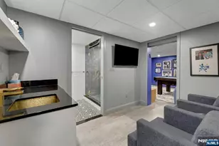 245 Allison Ct, Englewood, NJ 07631 - Photo 36