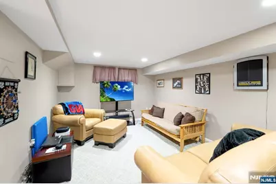 395 Wood Ridge Avenue, Wood Ridge, NJ 07075 - Photo 34
