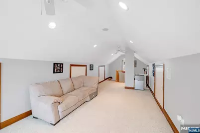 395 Wood Ridge Avenue, Wood Ridge, NJ 07075 - Photo 32