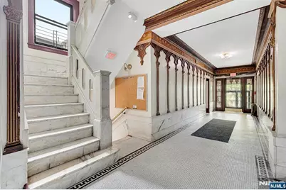 115 Highland Avenue 10 #10, Jersey City, NJ 07306 - Photo 8