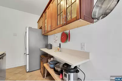 115 Highland Avenue 10 #10, Jersey City, NJ 07306 - Photo 28