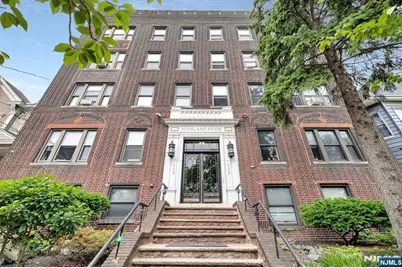 115 Highland Avenue 10 #10, Jersey City, NJ 07306 - Photo 34
