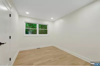 282 Spring Valley Road, Park Ridge, NJ 07656 - Photo 24