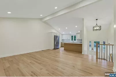282 Spring Valley Road, Park Ridge, NJ 07656 - Photo 8