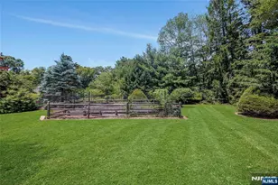 980 Briarwoods Rd, Franklin Lakes, NJ 07417 - Photo 12