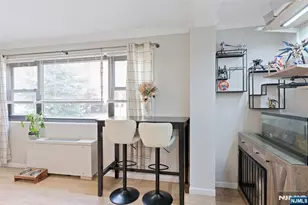 25 Grand Ave 1E, Hackensack, NJ 07601 - Photo 8