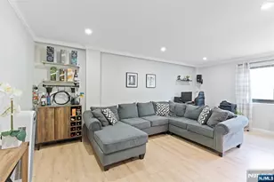 25 Grand Ave 1E, Hackensack, NJ 07601 - Photo 2
