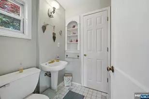 716 Colonial Rd, Franklin Lakes, NJ 07417 - Photo 12