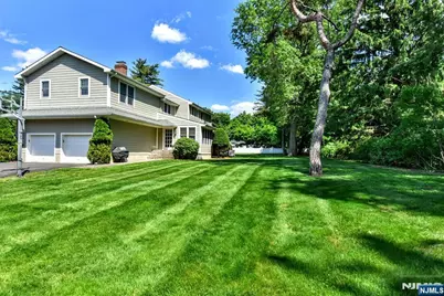 3 Avon Place, Woodcliff Lake, NJ 07677 - Photo 34