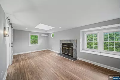 433 Louisa Avenue, Wyckoff Township, NJ 07481 - Photo 20