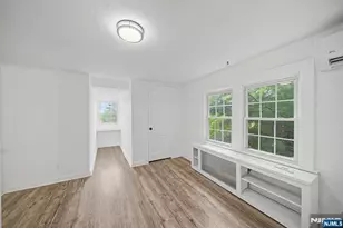 433 Louisa Ave, Wyckoff Township, NJ 07481 - Photo 14