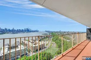 6040 Blvd East 31E, West New York, NJ 07093 - Photo 14