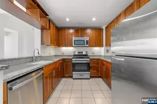 20 Newport Parkway 2311, Jersey City, NJ 07310 - Photo 4