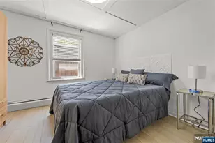 321 1/2 Pavonia Ave, Jersey City, NJ 07302 - Photo 4