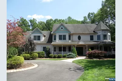 765 Colonial Road, Franklin Lakes, NJ 07417 - Photo 1