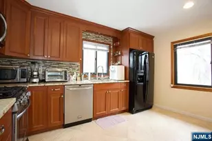 109 Sanial Ave 2nd Flr, Northvale, NJ 07647 - Photo 6